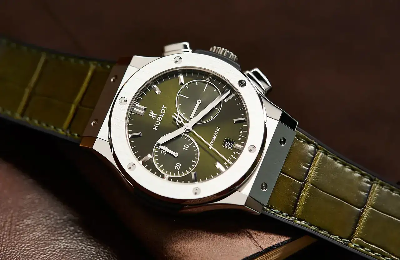 Hublot-Classic-Fusion-Chronograph-Green-4.webp
