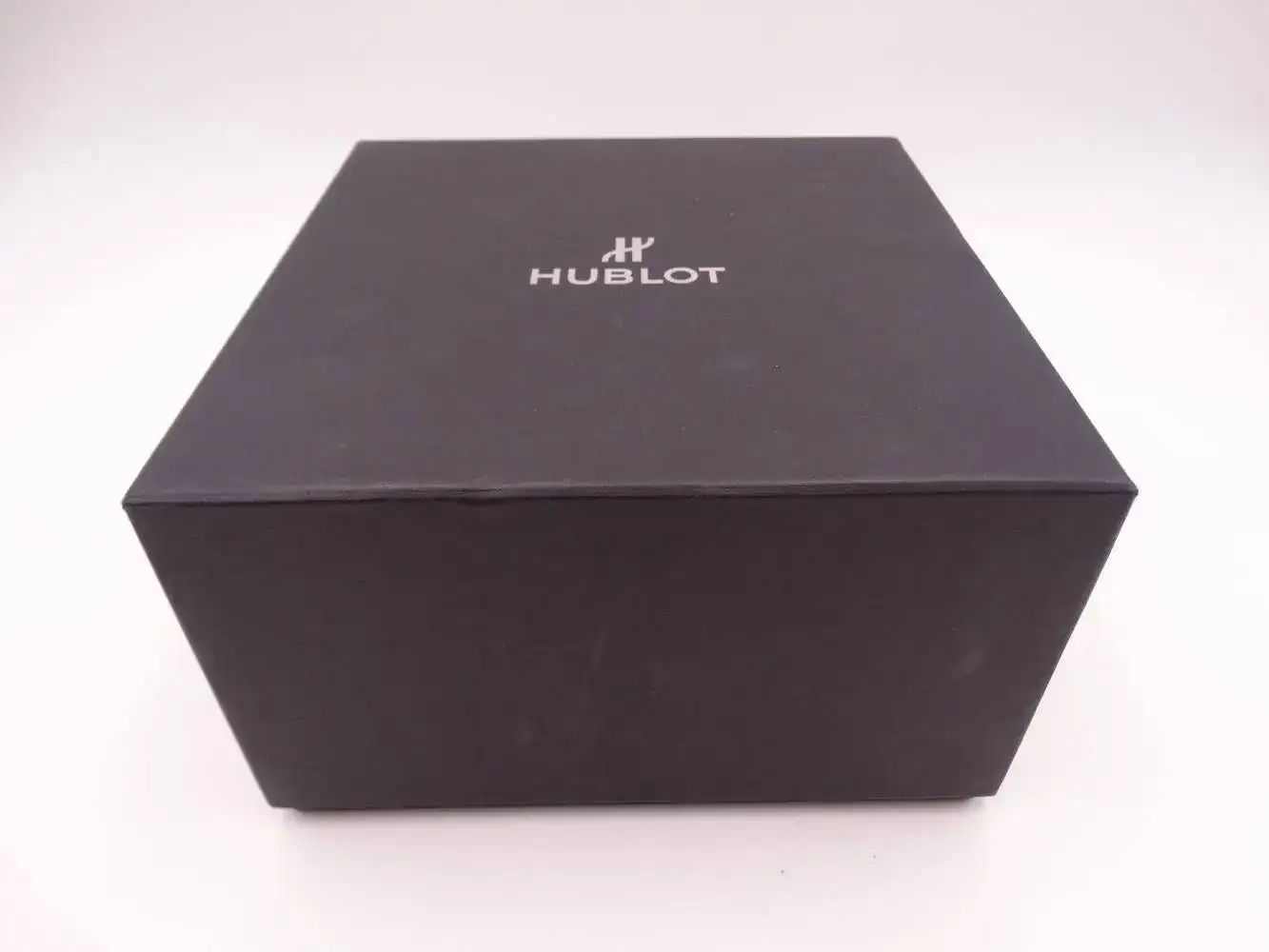 hublot classic fusion chronograph titanium 3578.jpg