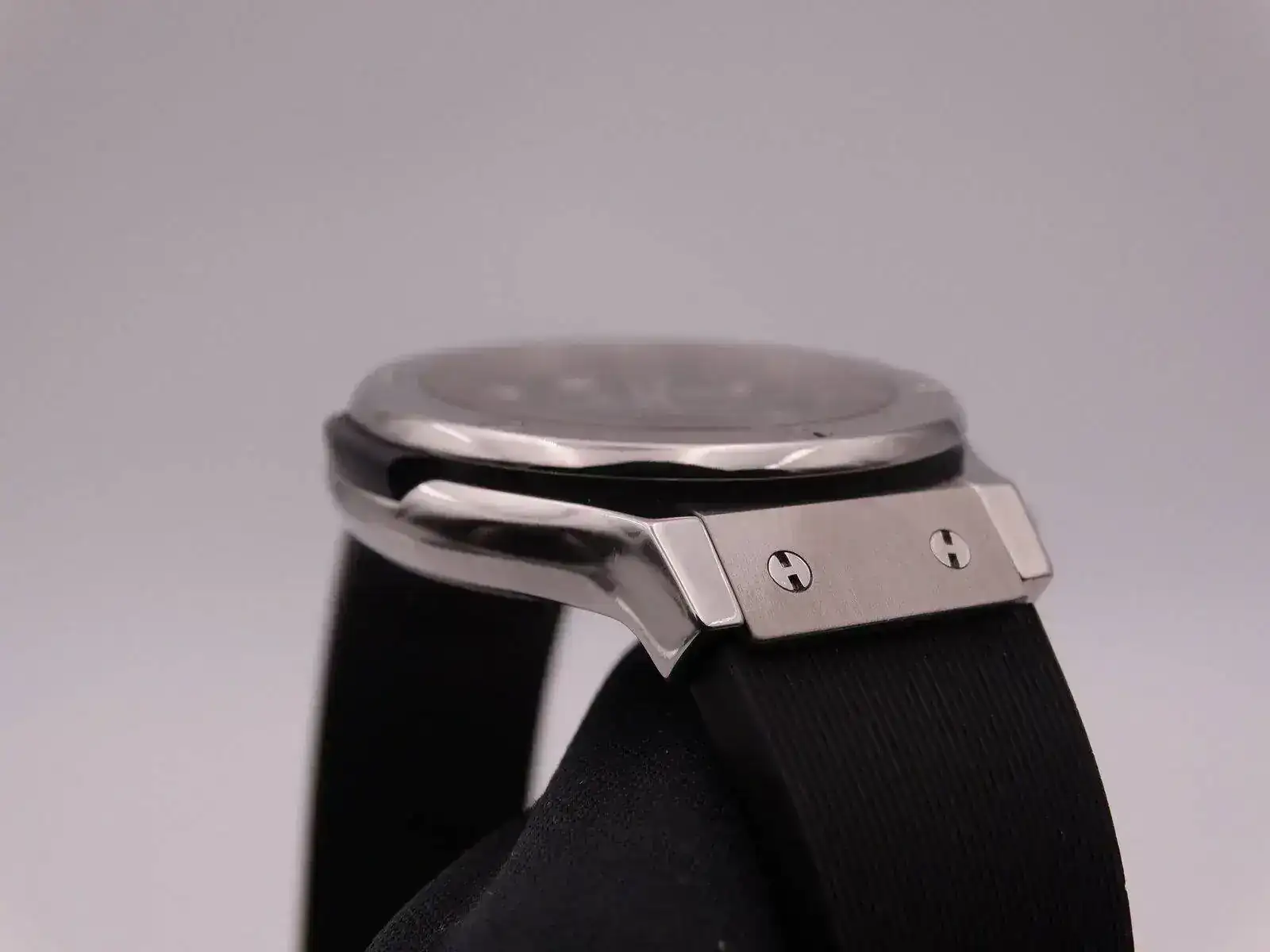 Hublot classic fusion quartz 8409.webp