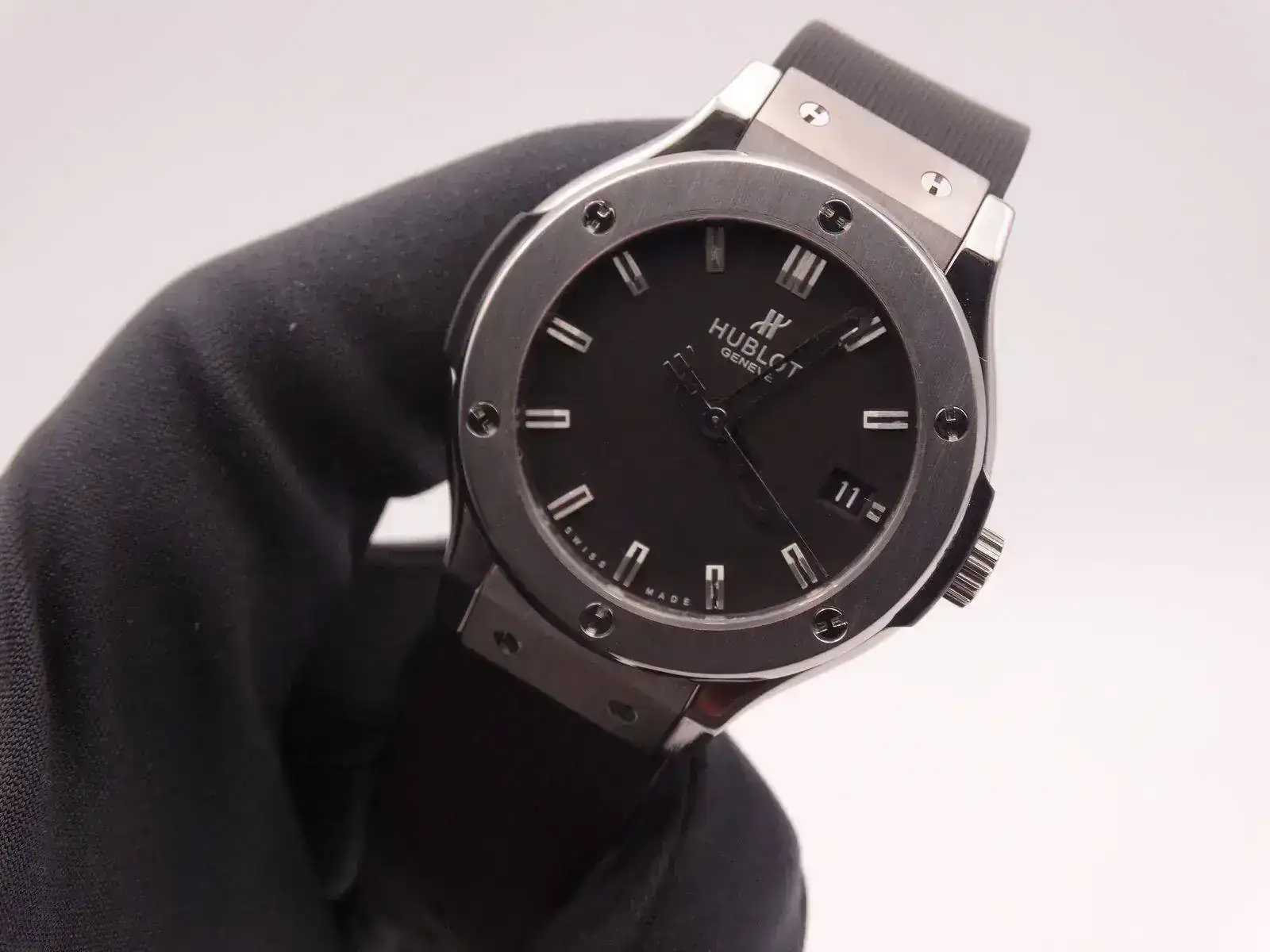 Hublot classic fusion quartz 8418.webp