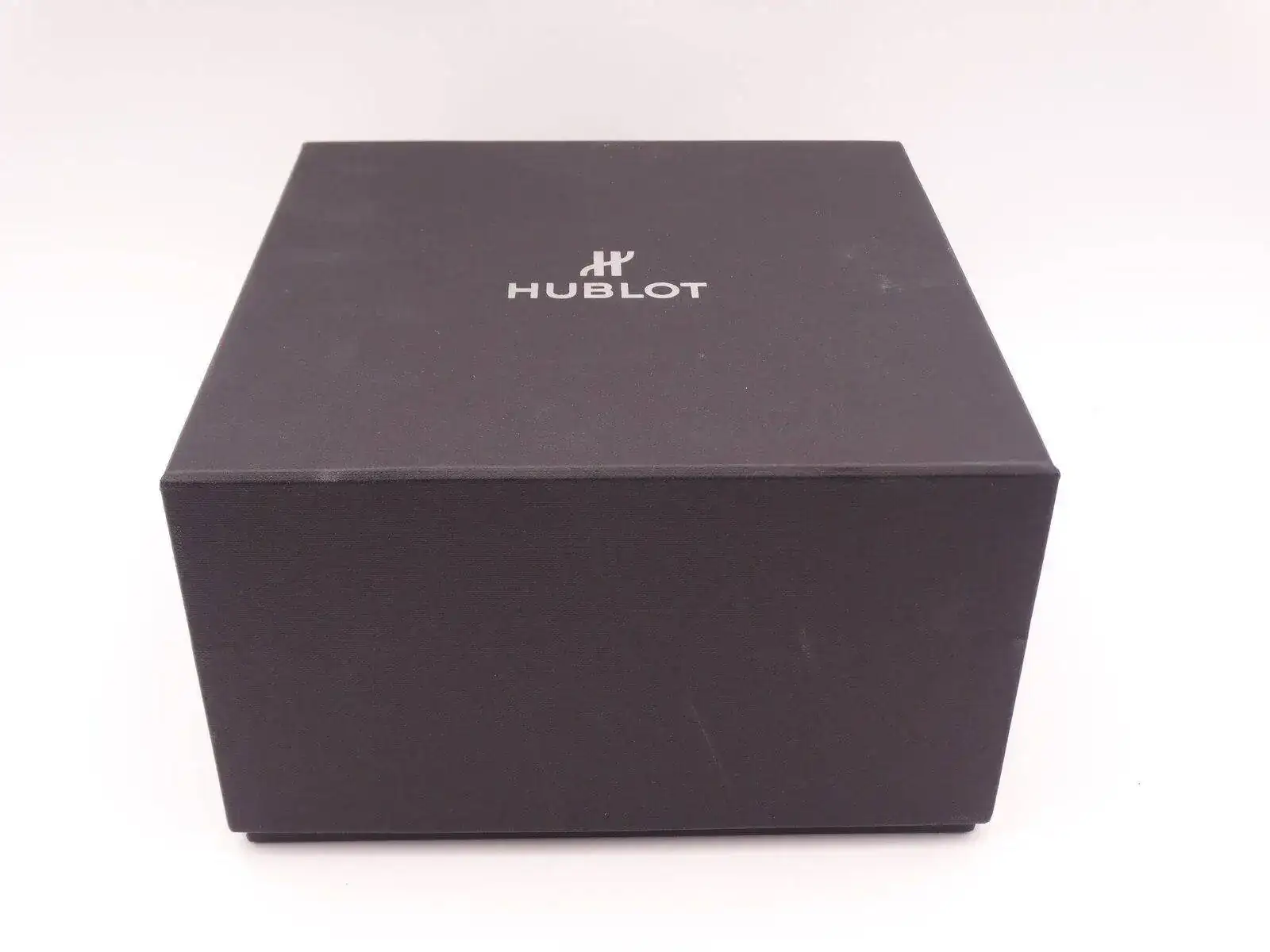 Hublot Classic Fusion Titanium 06174.webp