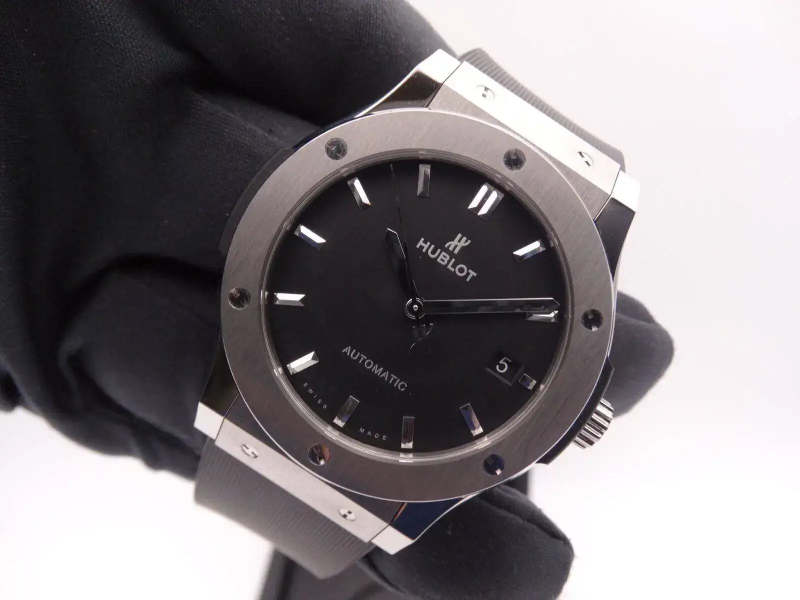 Hublot Classic Fusion Titanium 06181.webp