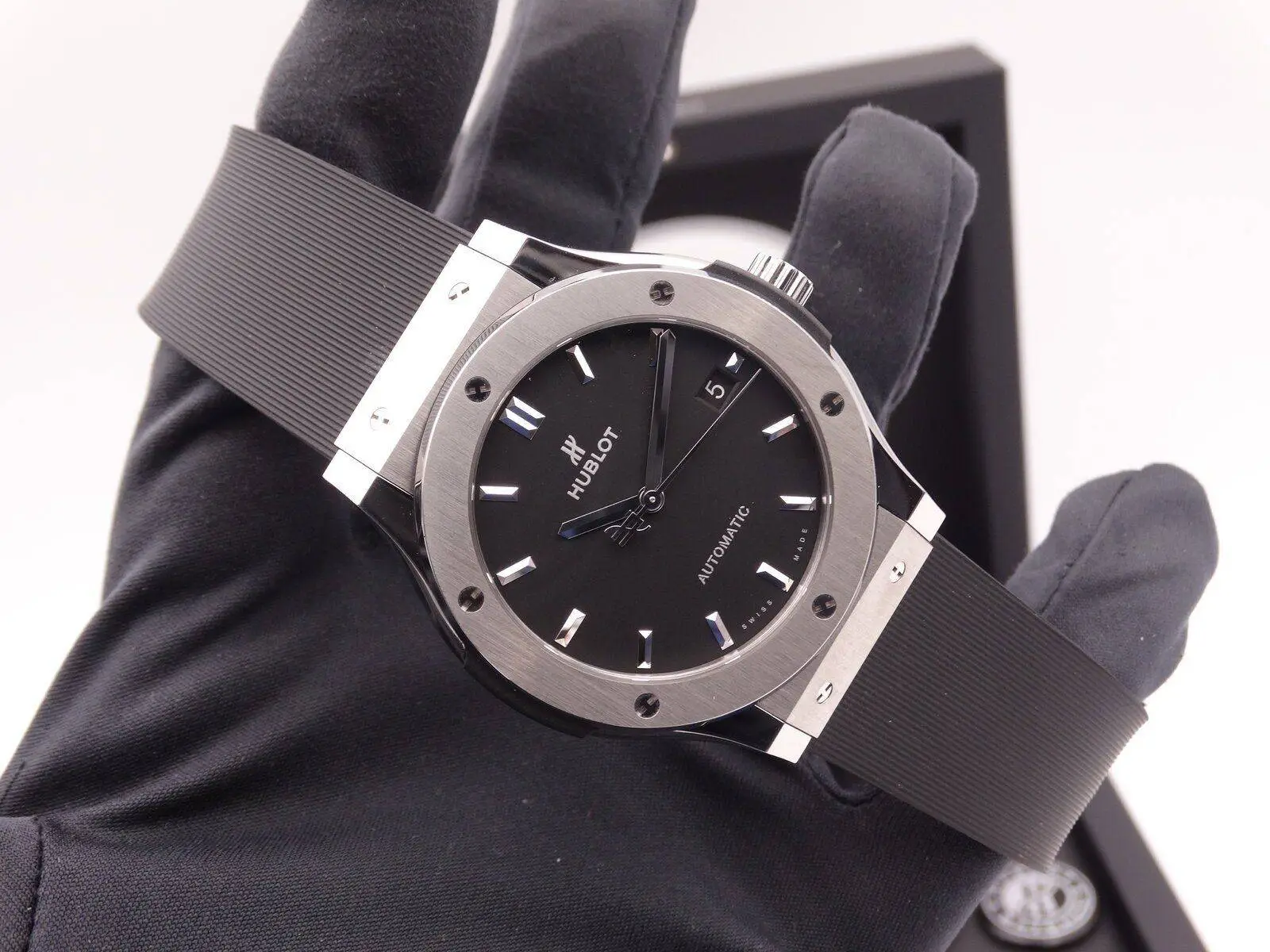 Hublot Classic Fusion Titanium 06194.webp