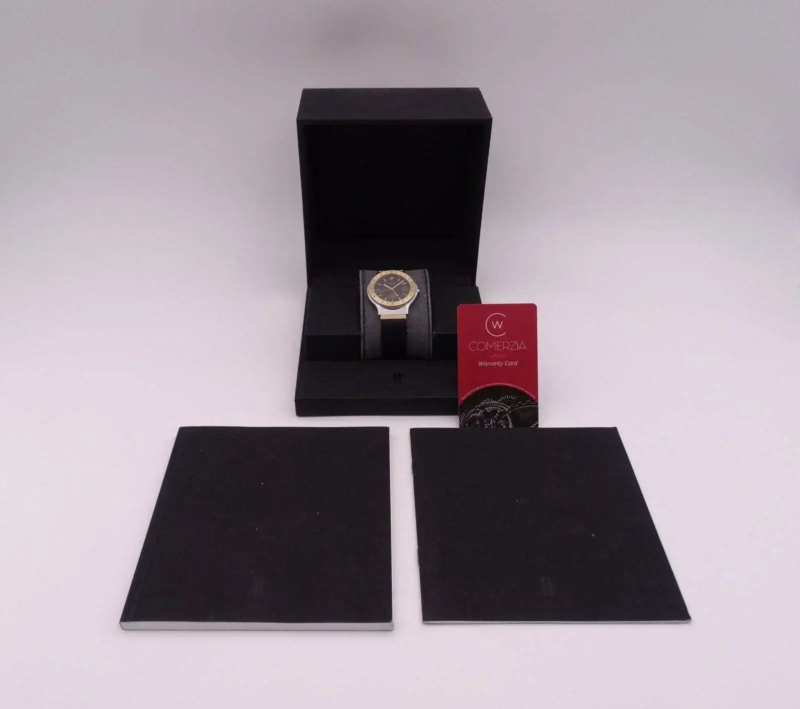 Hublot Classic GMT MDM Greenwich mean time 07063.webp