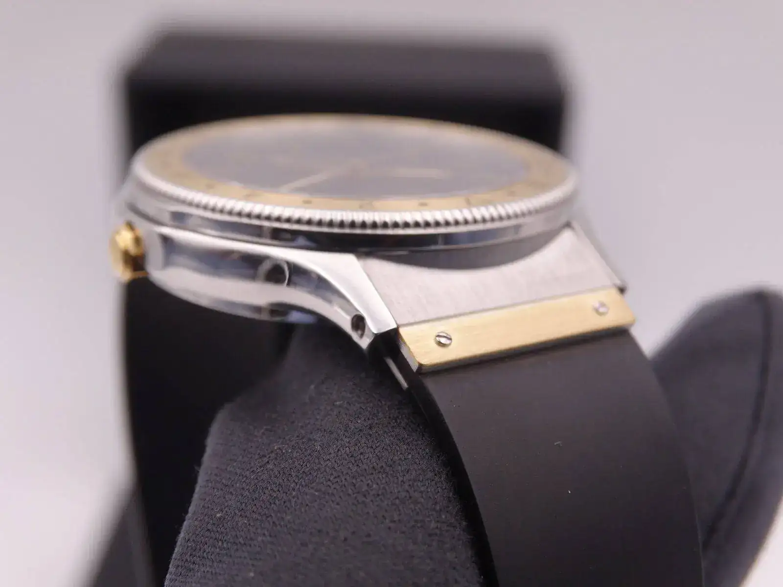 Hublot Classic GMT MDM Greenwich mean time 07079.webp