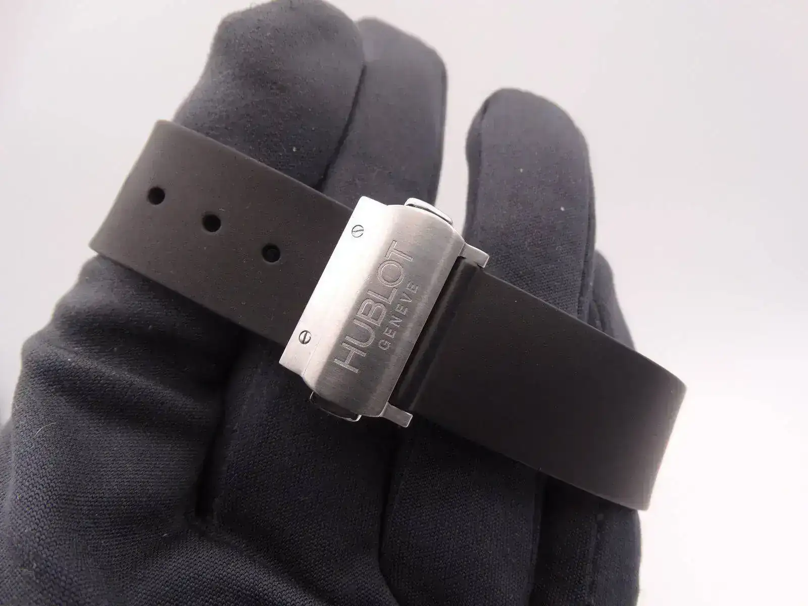 Hublot Classic Quartz 9276.JPG