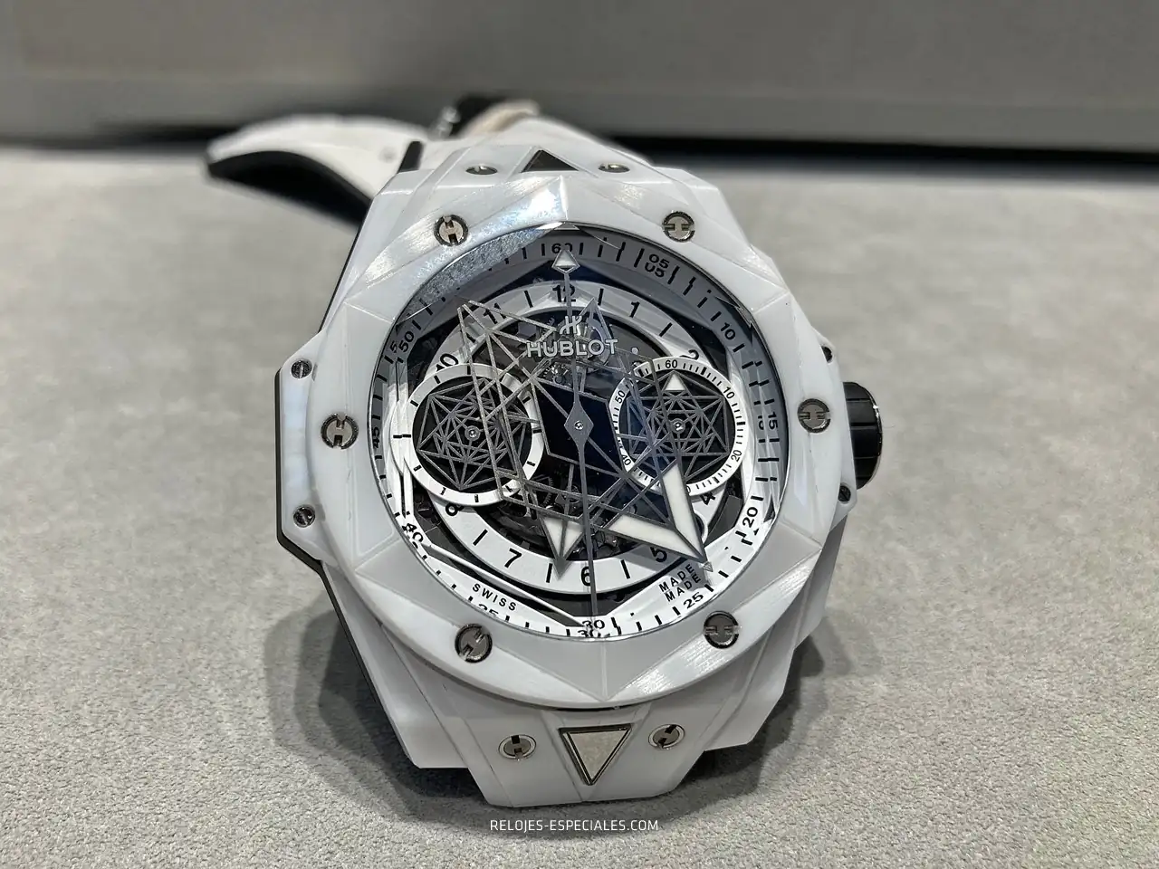 Hublot Sag Bleu.webp