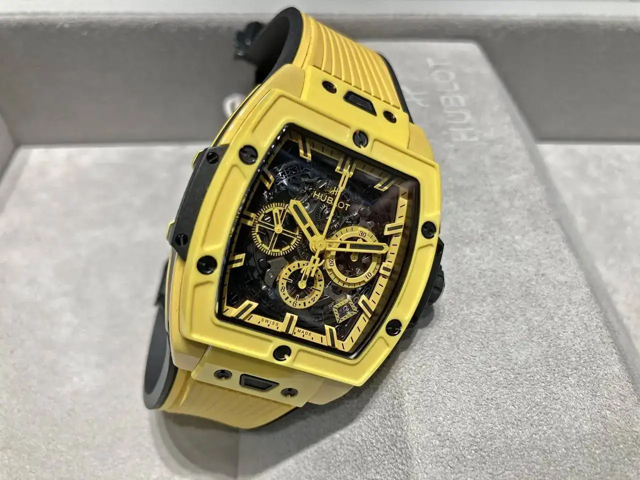 Hublot-Spirit of-Big-Bang-9.JPG