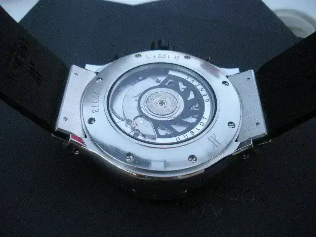 Hublot-Super-B-Chronograph-10.webp