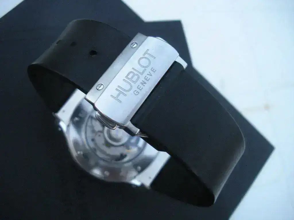 Hublot-Super-B-Chronograph-19.webp