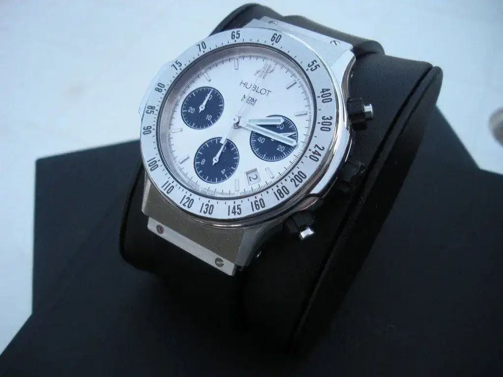 Hublot-Super-B-Chronograph-26.webp