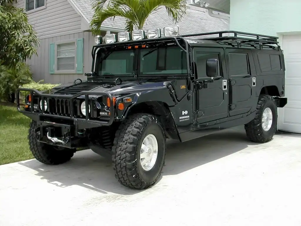 Hummer_H1_Alpha_Wagon.webp