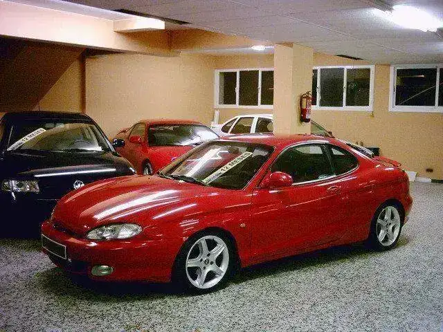 Hyundai_Coupe_3_g.webp