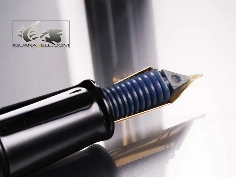 i-Royale-Urushi-Black-lacquer-Fountain-Pen-60530-4.webp