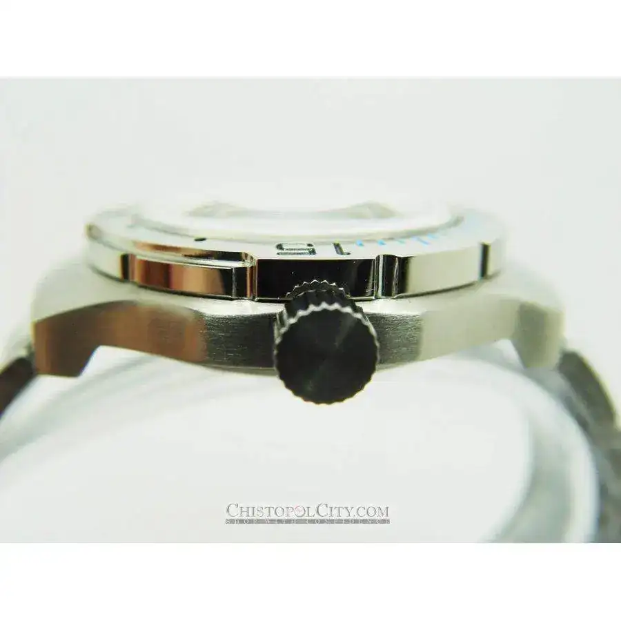 ian-military-vostok-komandirskie-tank-watch-211306.webp