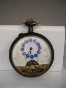 Relojbolsillo8diashierropavonadoydecoradoesferablancaazul