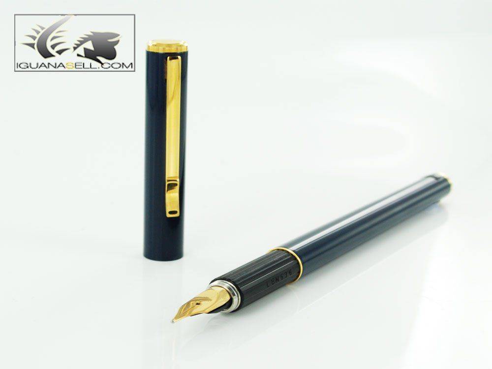 il-1970-Fountain-Pen-Blue-Lacquer-and-Gold-PLH64-1.jpg