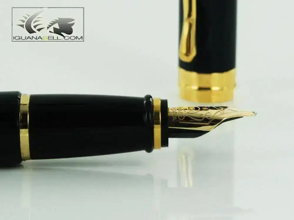ilon-De-Luxe-Fountain-Pen-Black-Resin-Body-B12NM-6.webp