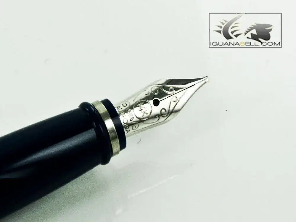 ilon-De-Luxe-Fountain-Pen-Blue-Resin-Body-B12CBM-3.webp