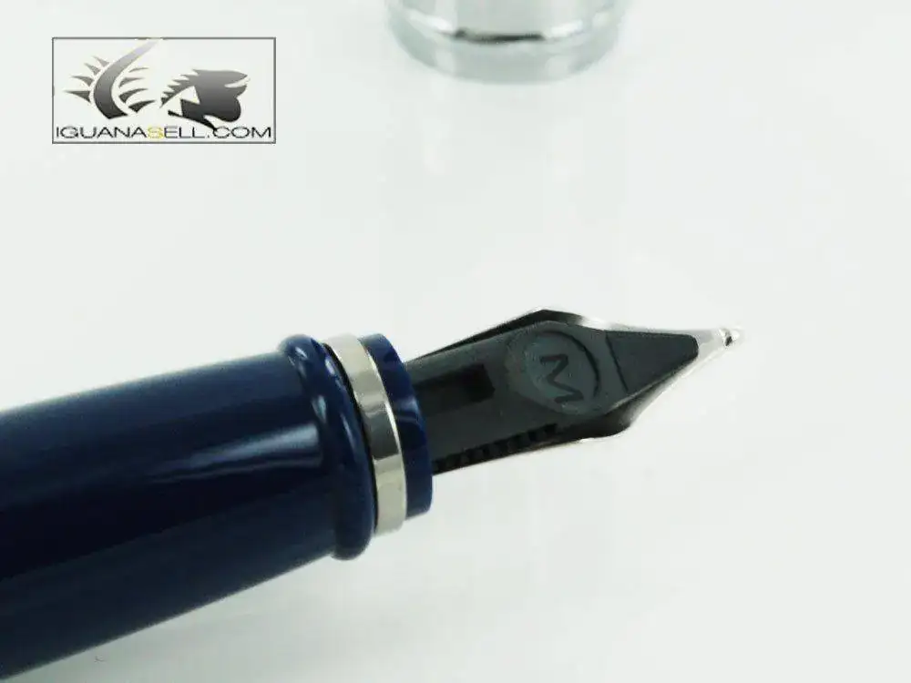 ilon-De-Luxe-Fountain-Pen-Blue-Resin-Body-B12CBM-6.webp