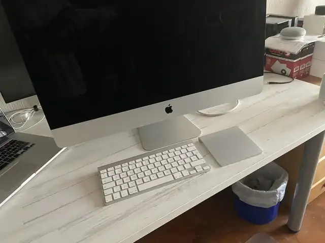 Imac-27-5-K-2015-1-TB-Fusion-Drive-16-GB-RAM-14.webp