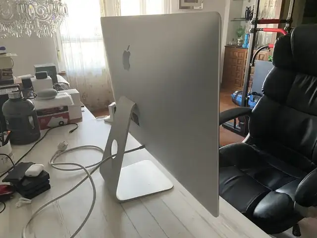 Imac-27-5-K-2015-1-TB-Fusion-Drive-16-GB-RAM-15.webp