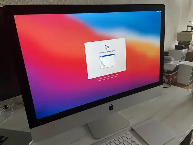 Imac-27-5-K-2015-1-TB-Fusion-Drive-16-GB-RAM-6.webp
