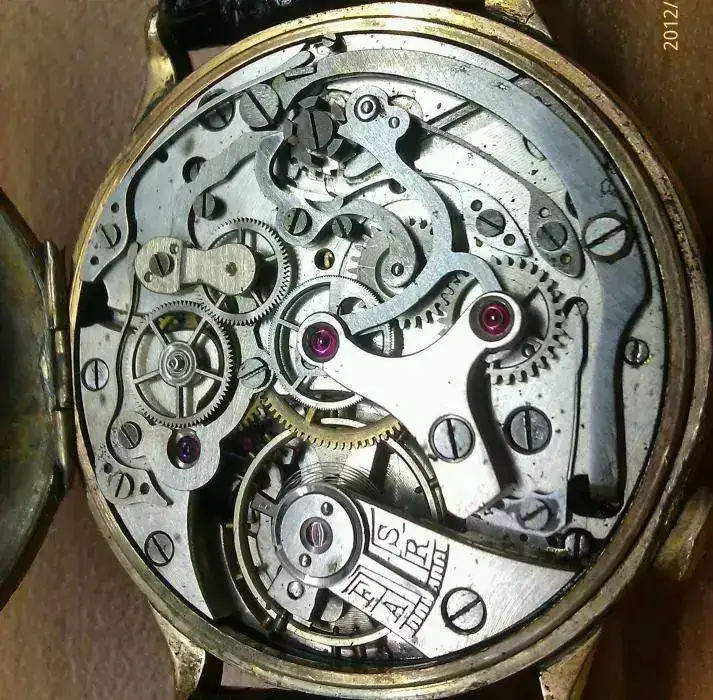 Reloj Lavina