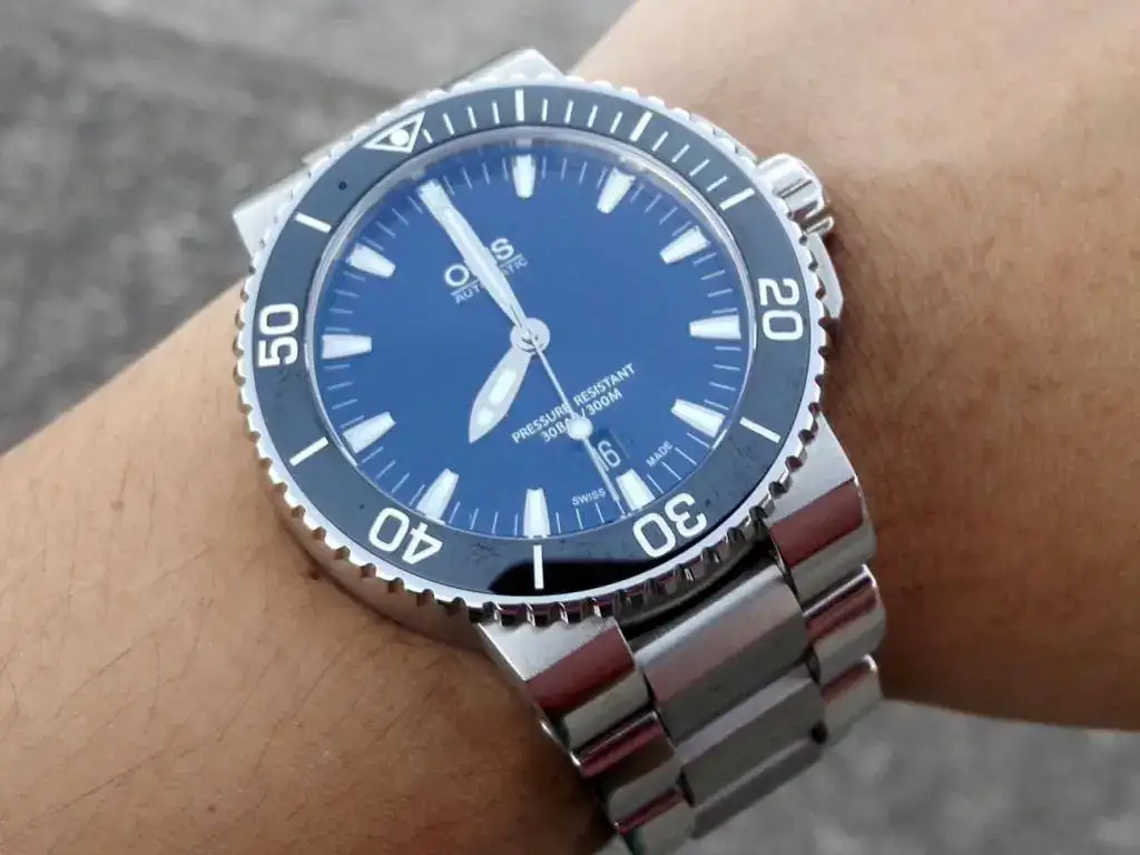 Aquaracer vs aquis deals