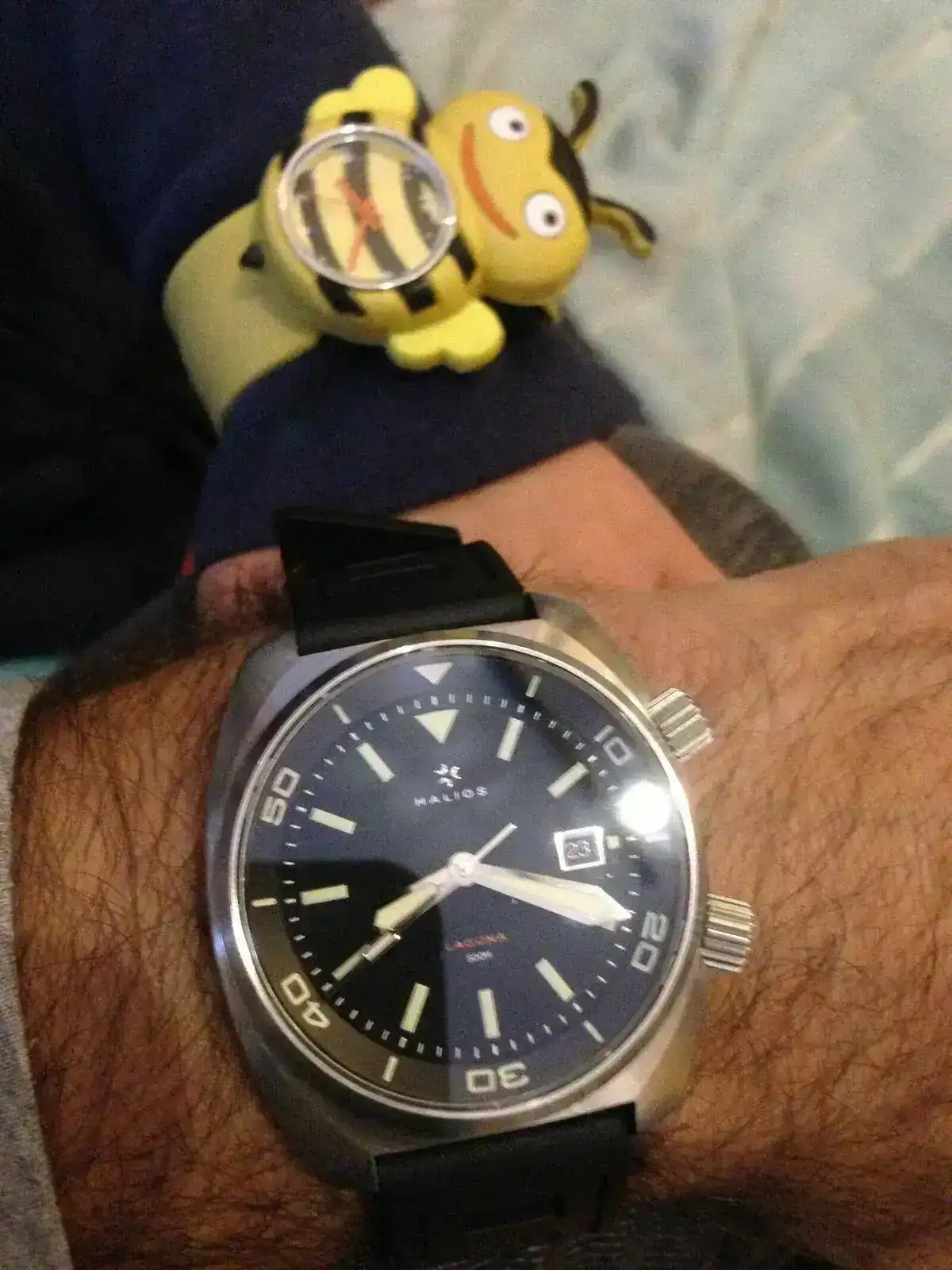 img1069uw.webp
