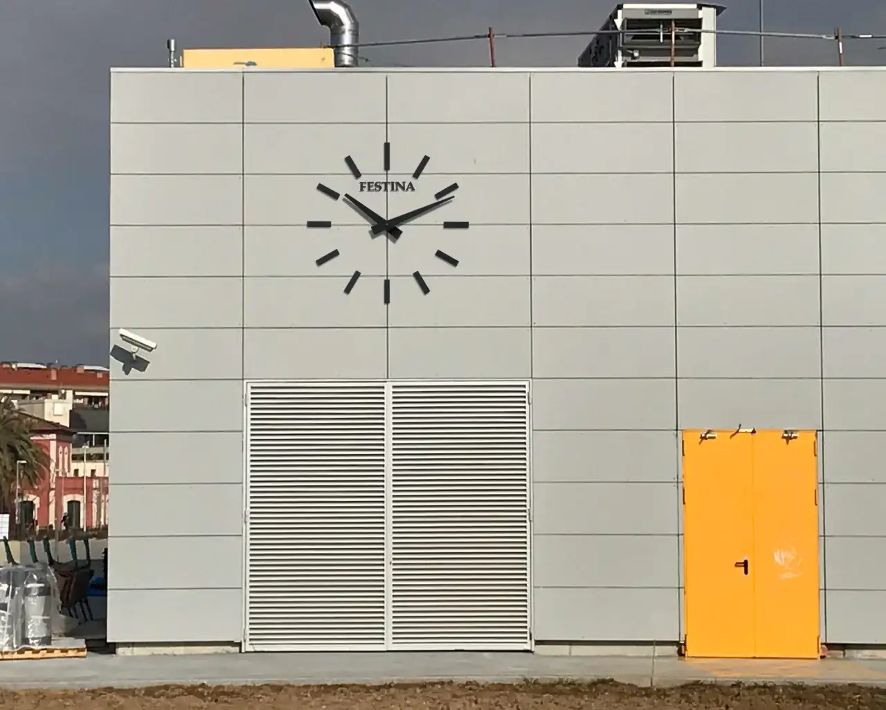 IMG_1044 BUENA RELOJ DE 2 METROS.webp