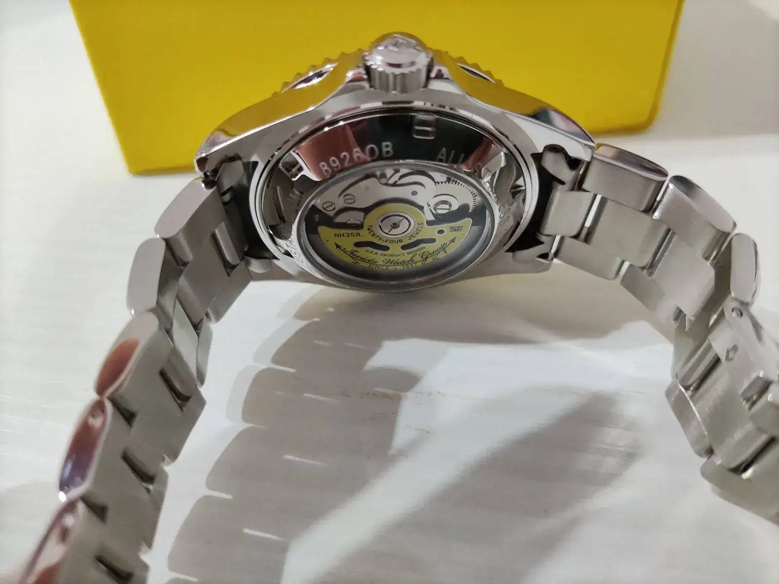 Invicta Pro Diver con movimiento NH35 original | Relojes Especiales, EL ...