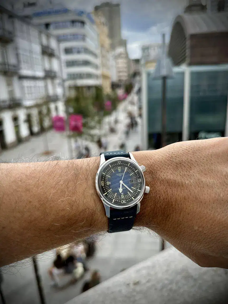 Reloj 42mm muñeca hot sale