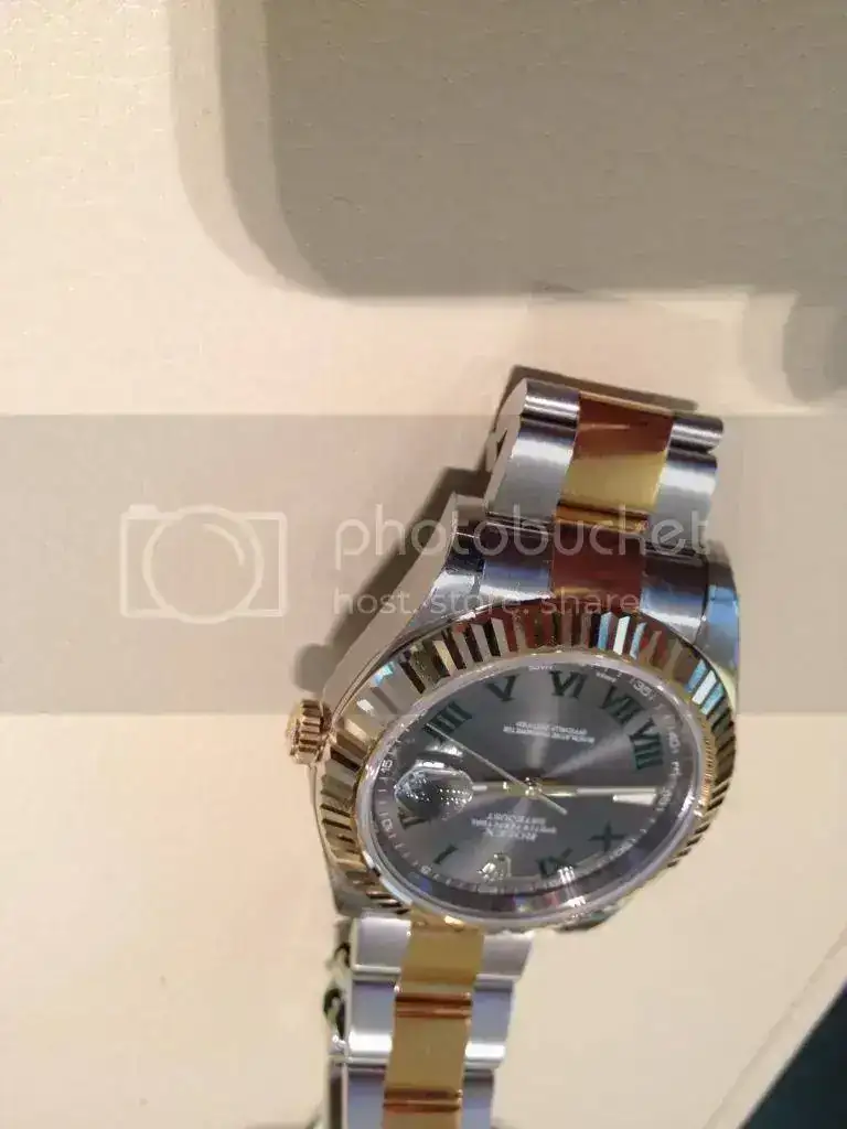 IMG_5619low_zpsddfb2975.webp