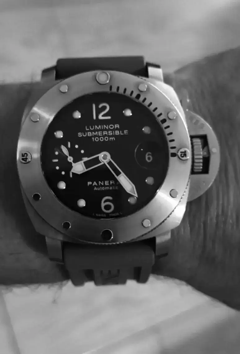 IMG_B_W_2023060623.webp