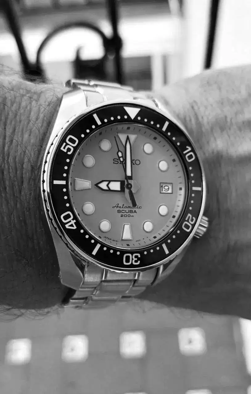 IMG_B_W_2023061944.webp