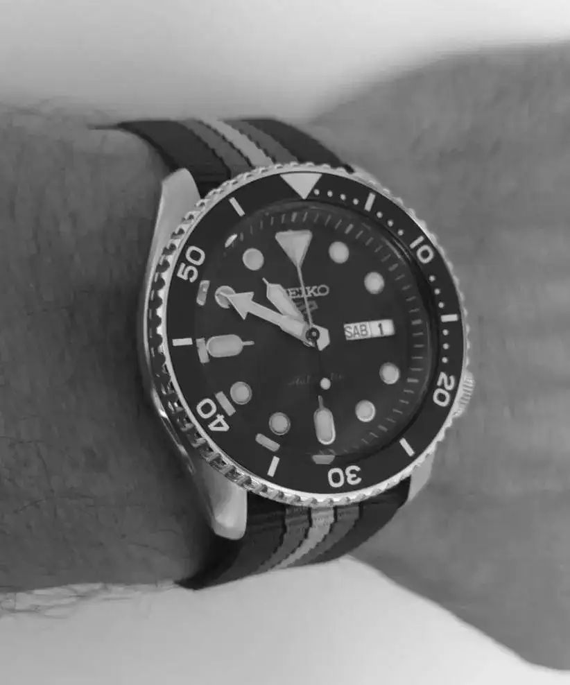 IMG_B_W_2023070118.webp