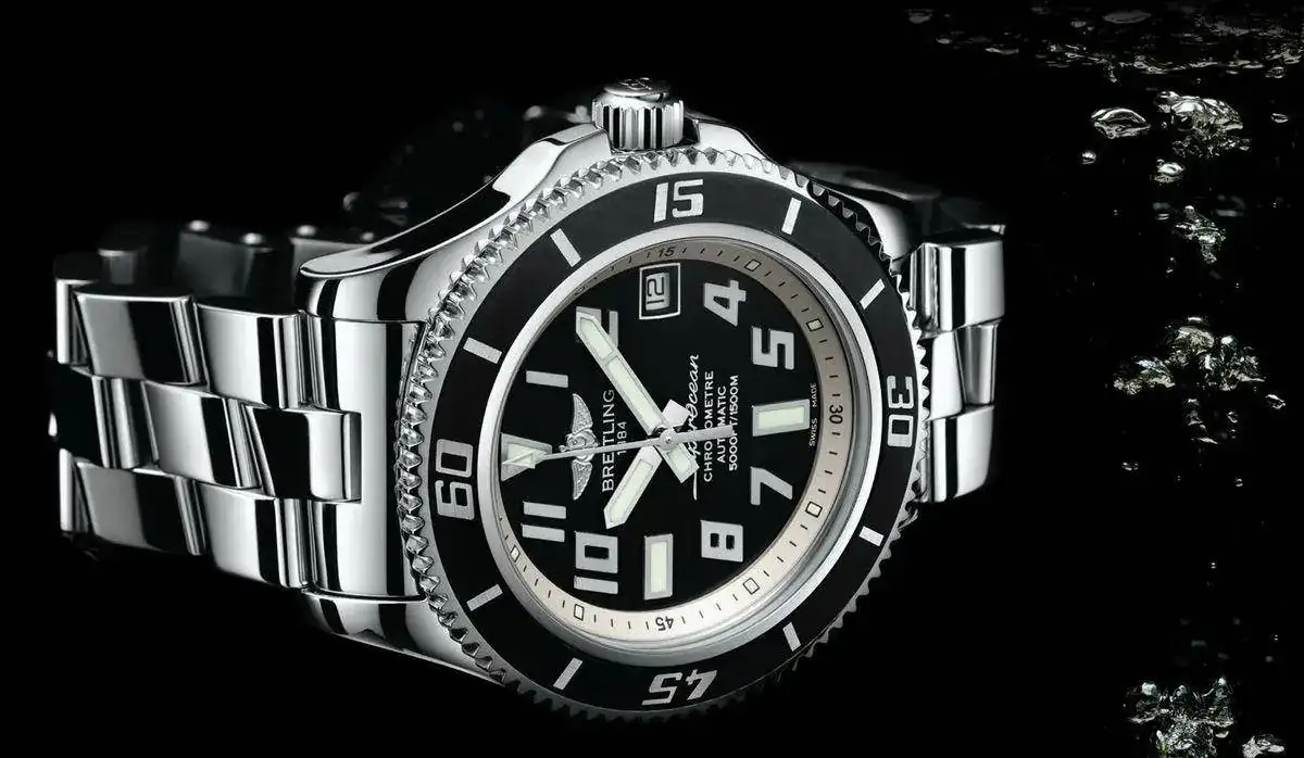 ing-owners-club-b-o-c-breitling-superocean-watch_2.webp