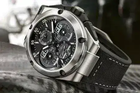 -ingenieur-perpetual-calendar-digital-date-month-0.webp