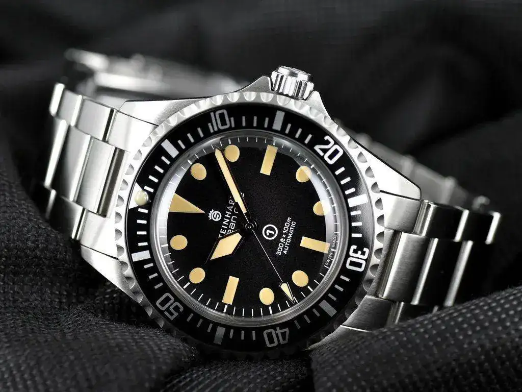 intage%2BMilitary%2BMAXIS%2BLimited%2BEDITION%2B03.webp