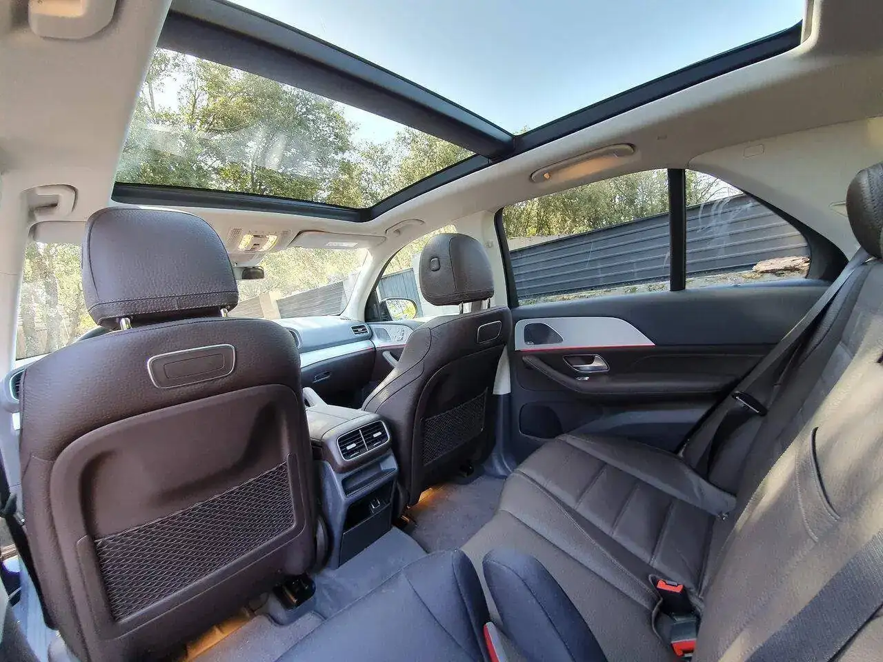 Interior 2.webp