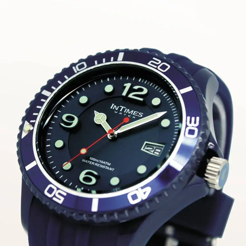 intimes diver (2).jpg