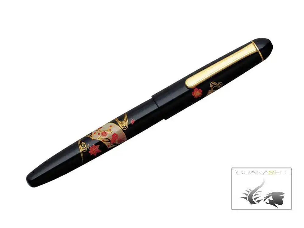 inum-Urushi-Maki-e-Fountain-Pen-Senmen-Gold-trim-1.webp