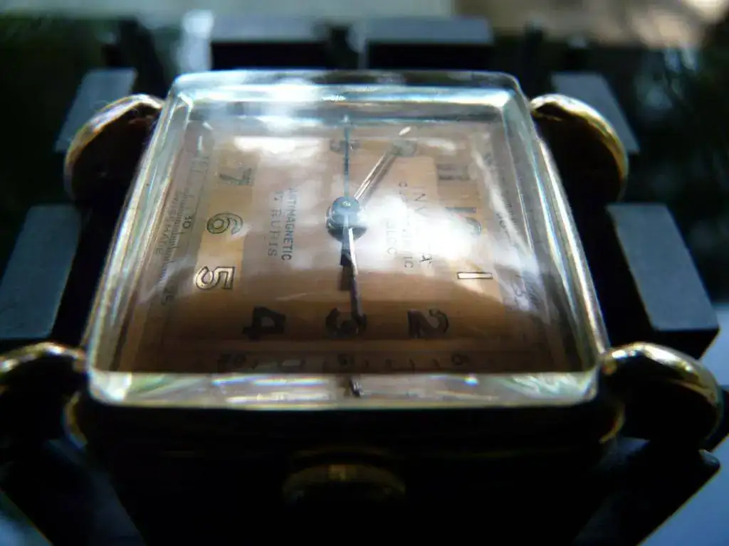 invicta j jpg.webp