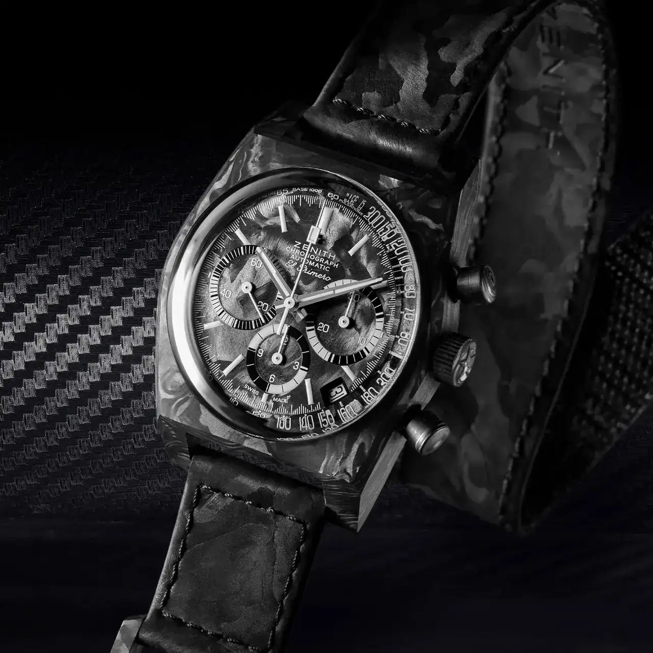 ion-Chronomaster-Revival-A3818-Cover-Girl-Carbon-7.webp