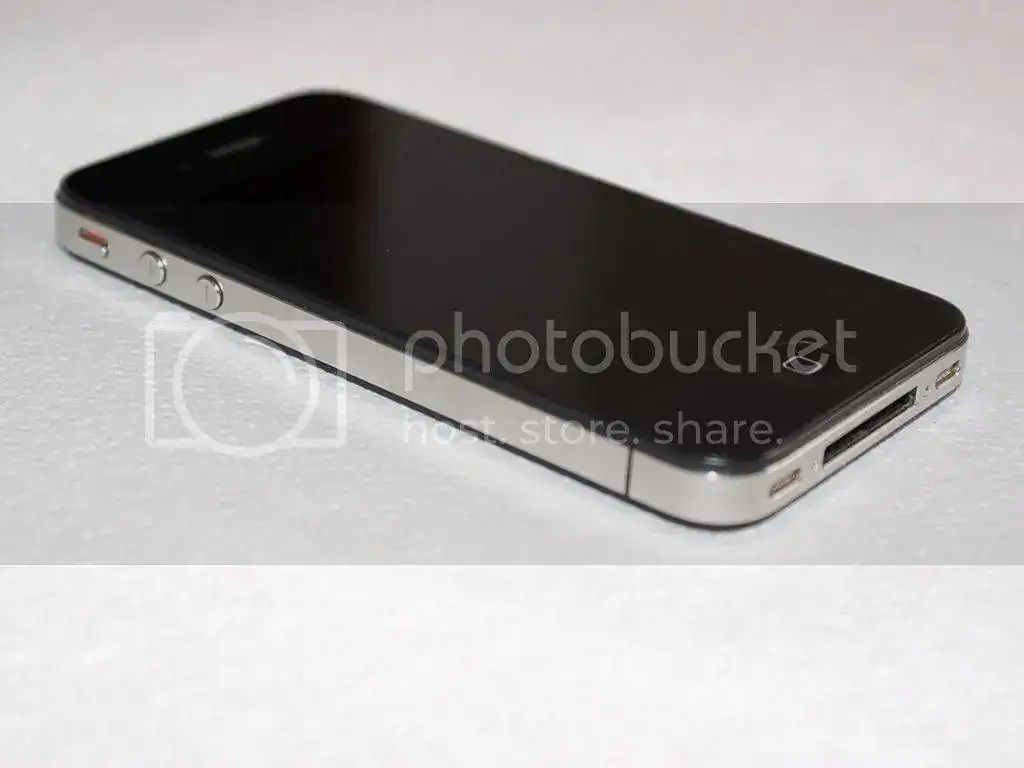 Iphone%204%2002_zpsns9zu9d9.webp