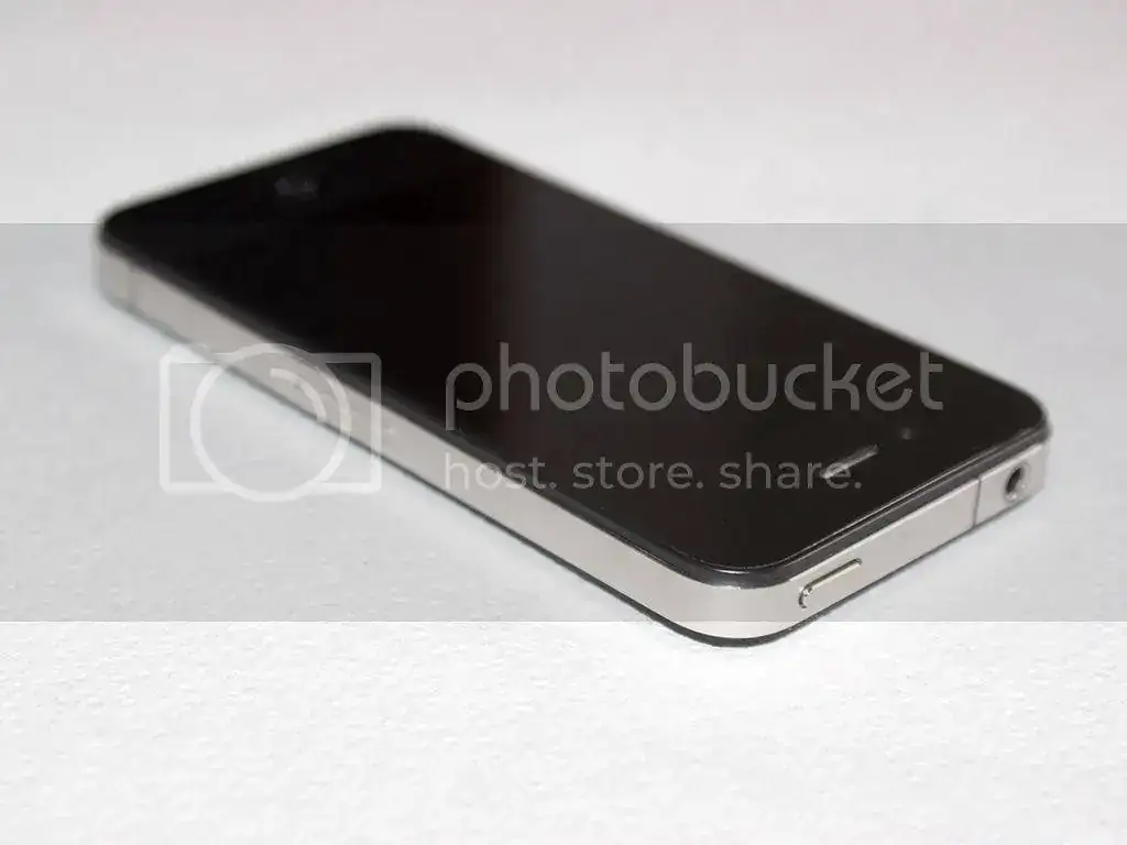 Iphone%204%2003_zps9w6uhsi6.webp