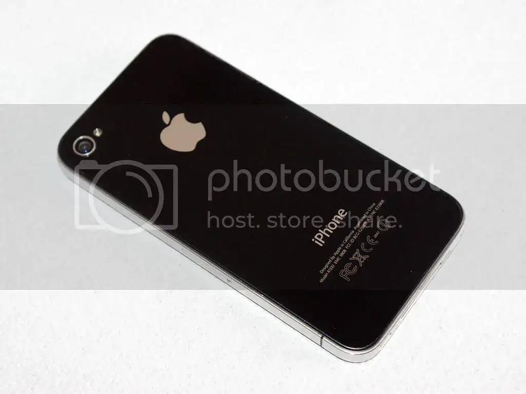 Iphone%204%2004_zps7xvtxwsv.webp