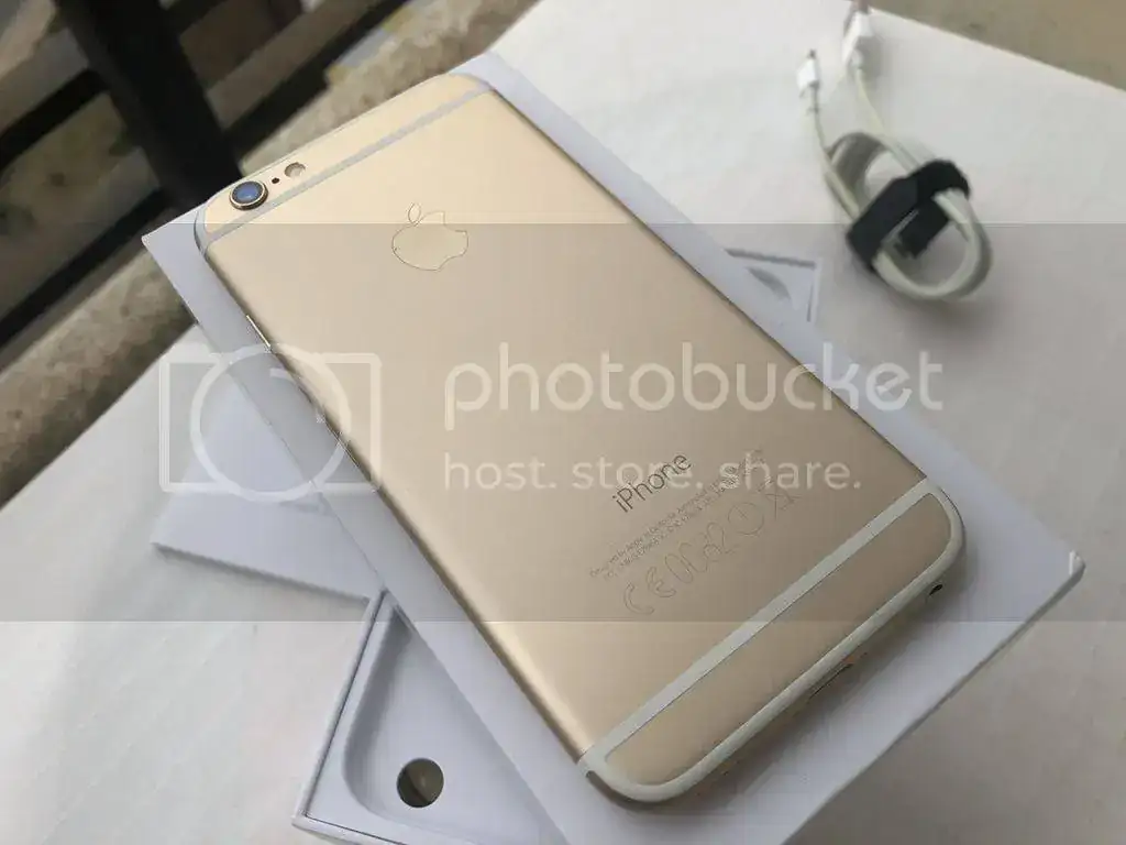 iphone-6-16gb-gold-1200px-02_1.webp