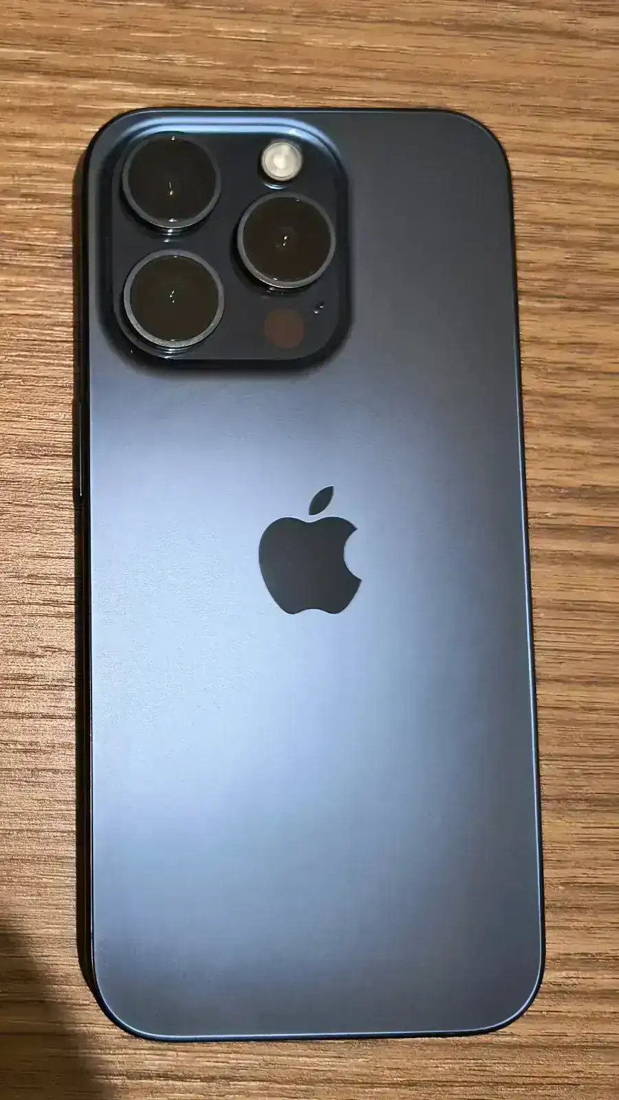 iphone2.webp